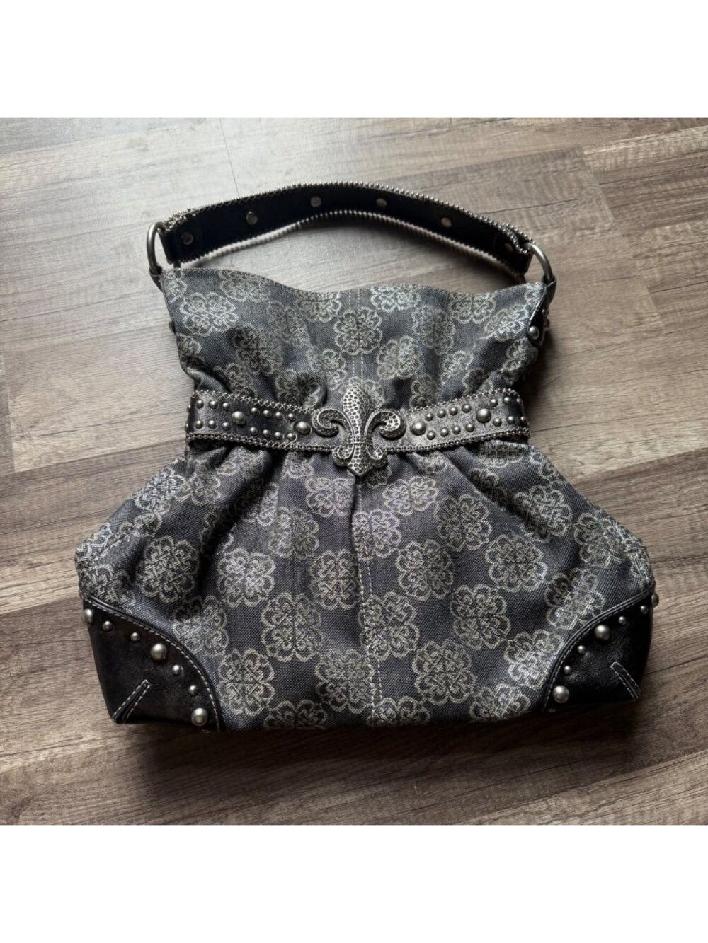 Kathy Van Zeeland Gray Floral Studded Shoulder Bag With Fleur-De-Lis Accent & Le